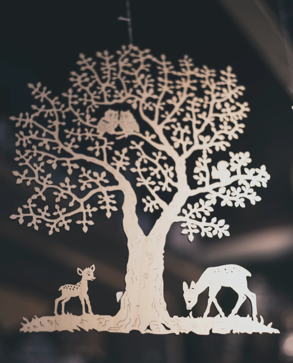 de-tree-blur